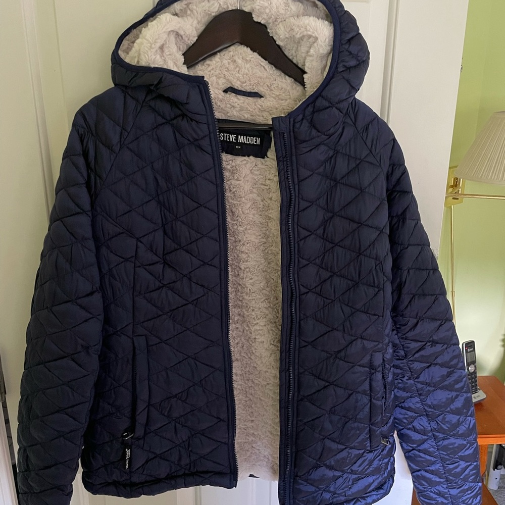 Warm hooded Steve Madden jacket